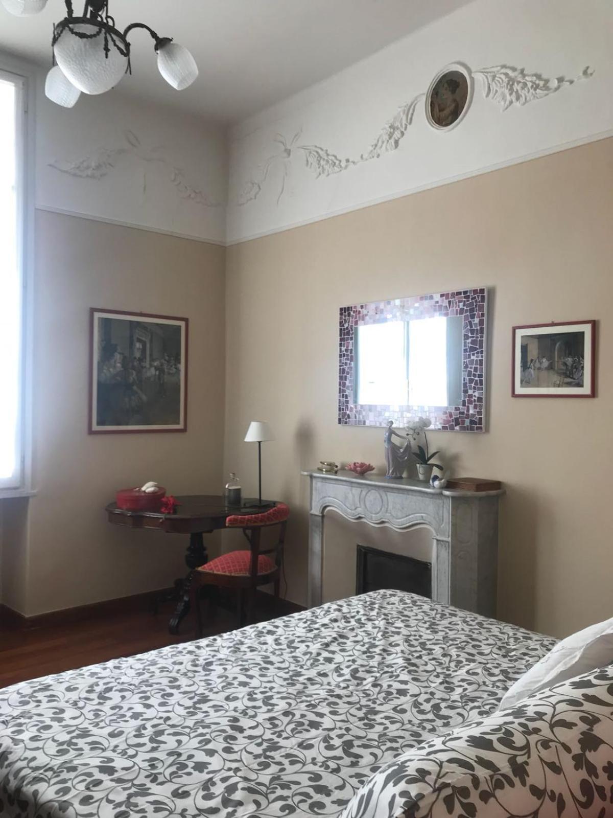 B&B Agapantus In Una Villa Dell'800 Dolceacqua Exterior foto